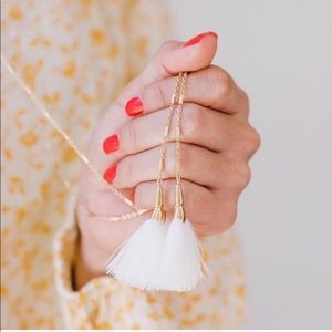 Kevia Gold Lariet Tassel Necklace